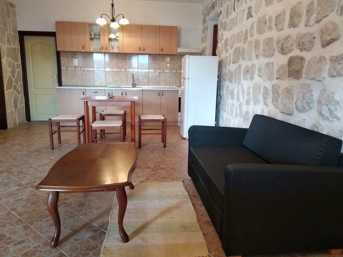 Apartament Old House Perast Zewnętrze zdjęcie