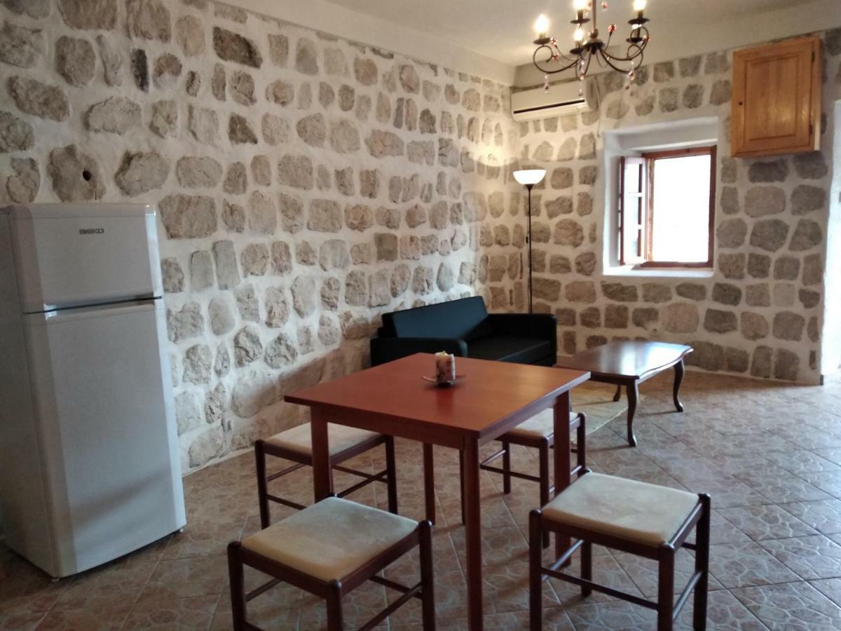 Apartament Old House Perast Zewnętrze zdjęcie